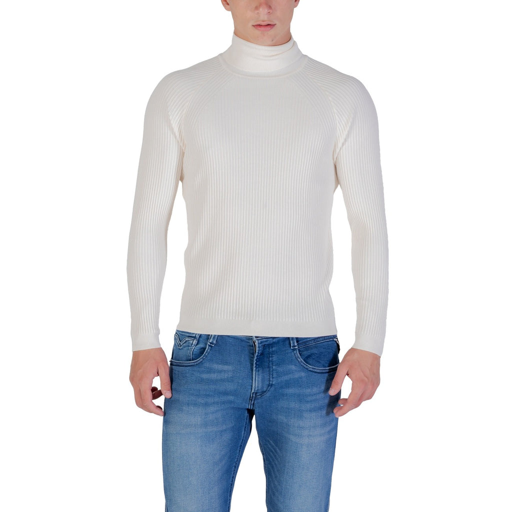 Antony Morato — Men’s ecru high-neck sweater