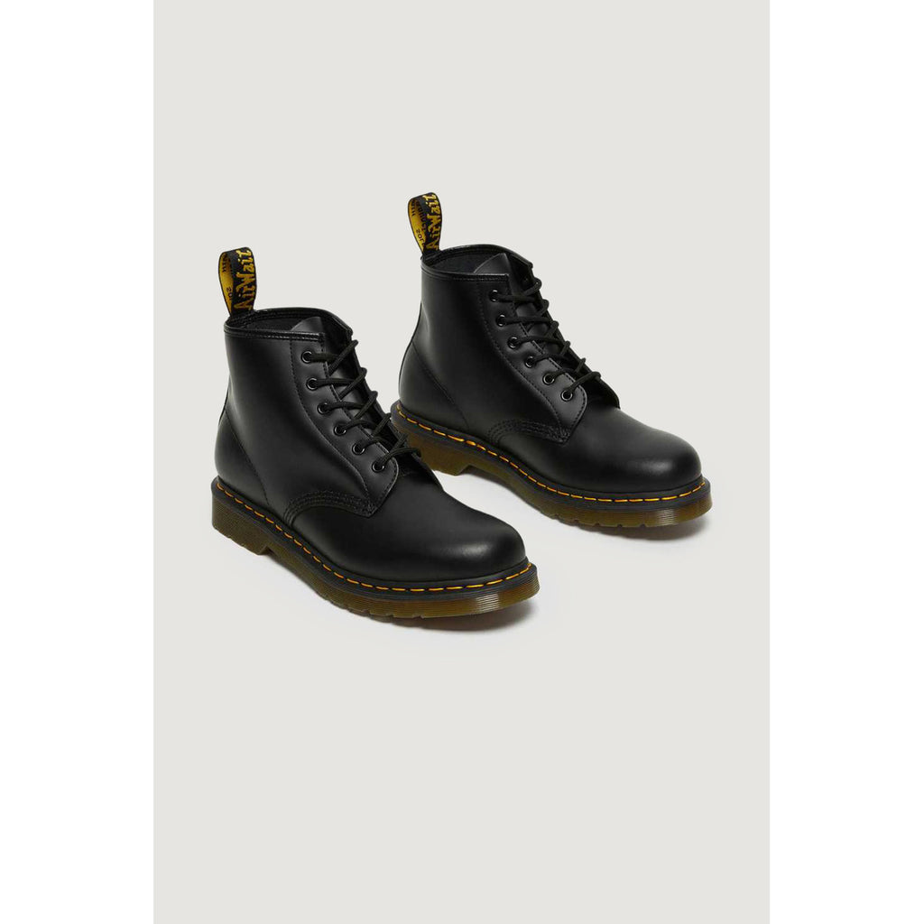 Dr. Martens — Boots ref. 26230001 in men's leather — view 3