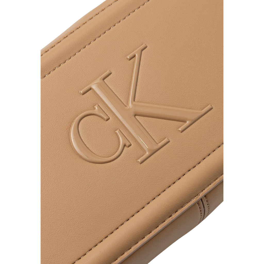 Calvin Klein — tas beige ref. BOLD CK CAMERA BAG voor dames — afbeelding 4