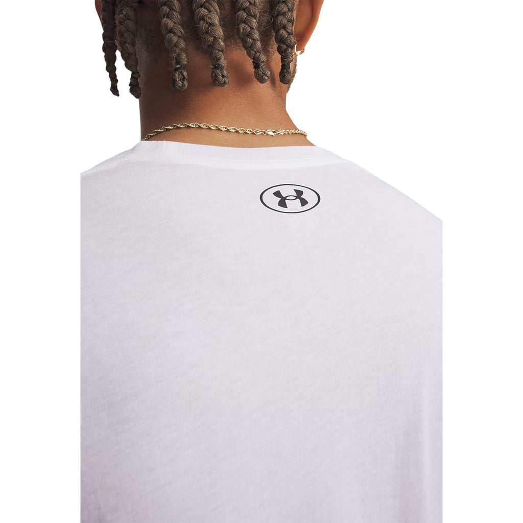 Under Armour — Sportstyle Left Chest long-sleeved t-shirt for men in white — view 4
