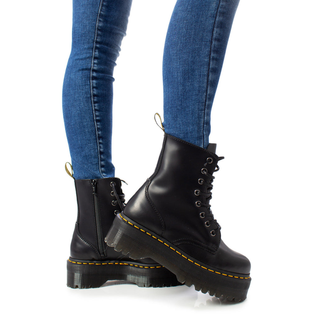 Dr. Martens — Bottes réf. 15265001 en cuir noir femme