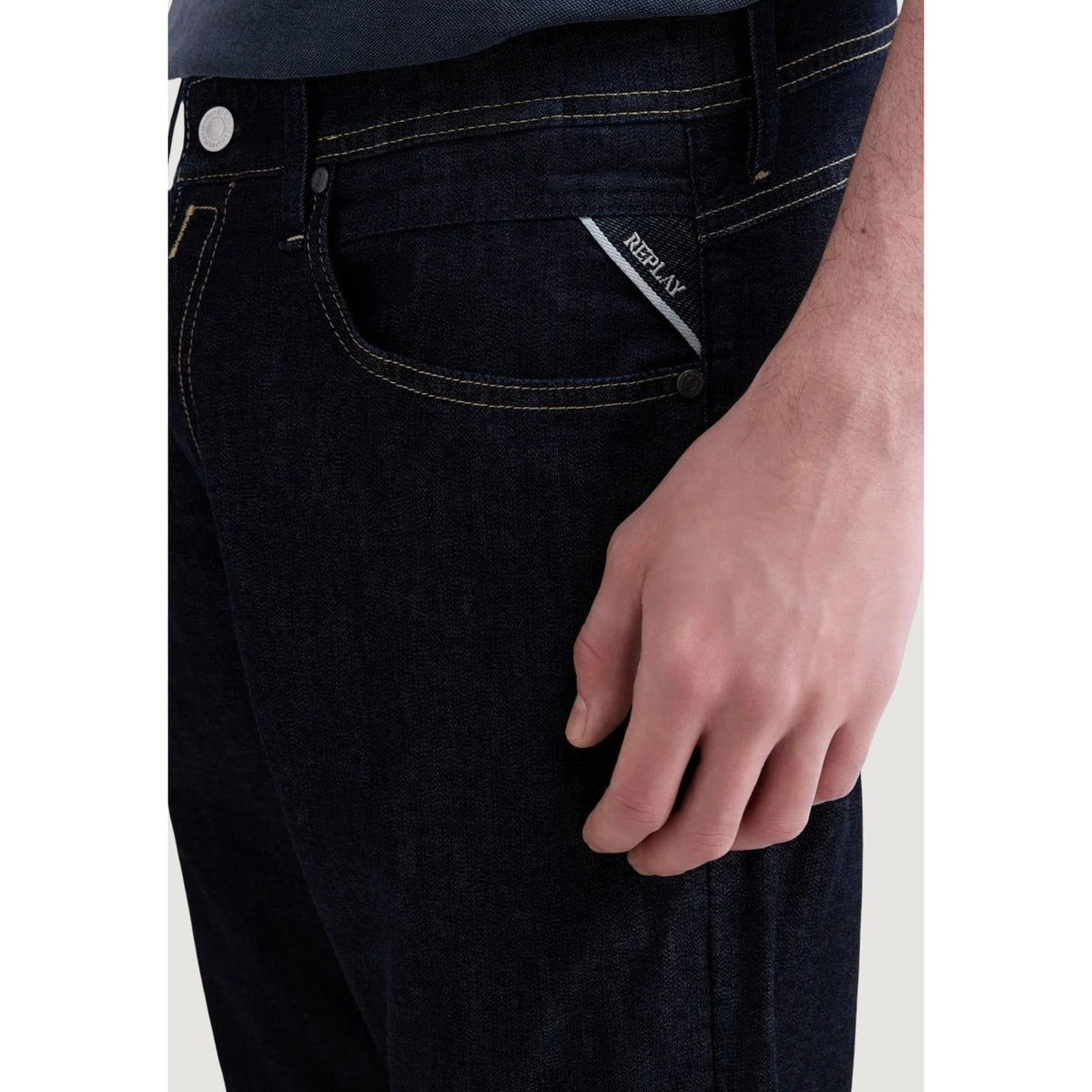 Replay — Jean réf. M1008J.000.785 bleu homme — vue 3