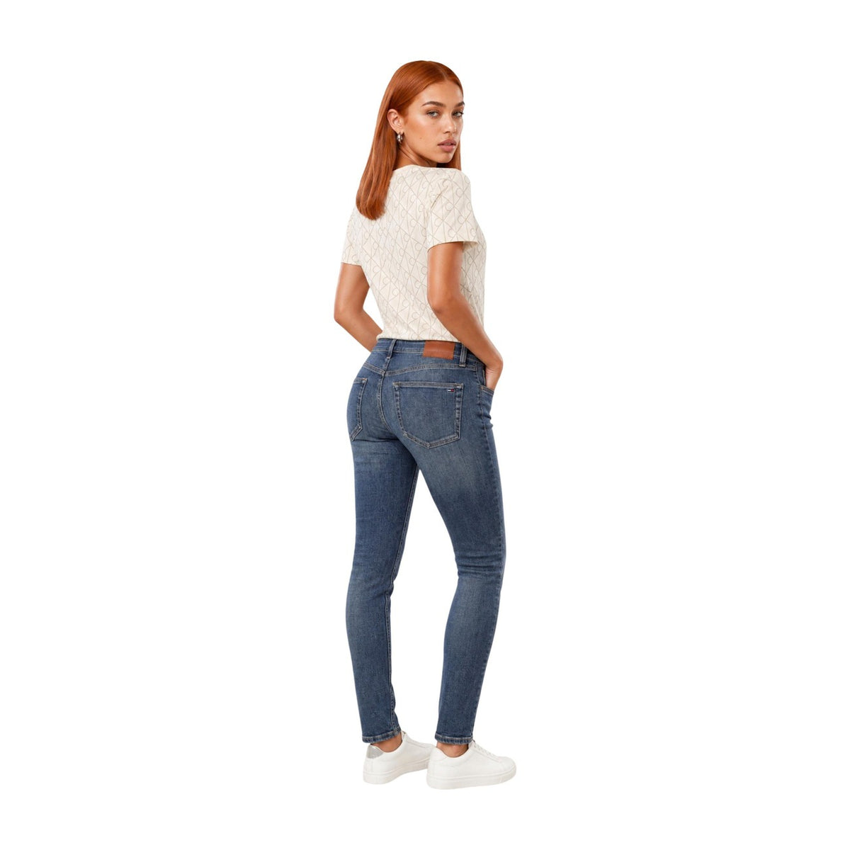 Calvin Klein Jeans – Weißes T-Shirt mit geometrischem Muster für Damen — Ansicht 3
