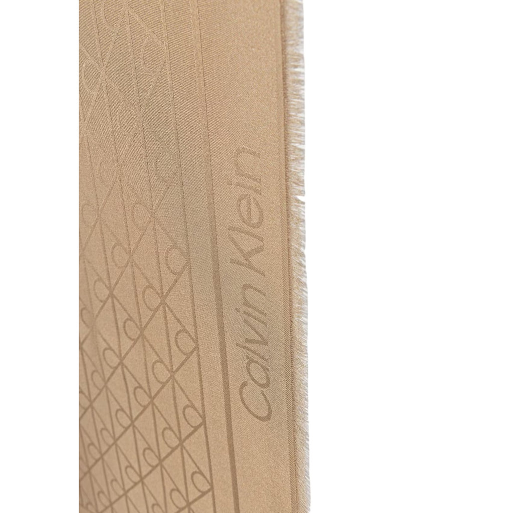 Calvin Klein — Beige scarves ref. GRADIENT EMBLEM SQUARE SCARF 70X woman — view 3
