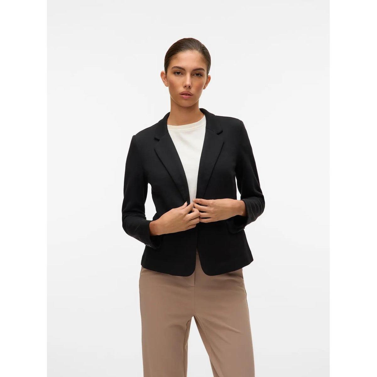 Vero Moda — Jacket 10154123 black woman