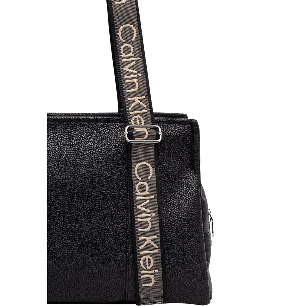 Calvin Klein — Sac noir réf. WEBBING ADJ STRAP TOTE femme — vue 3