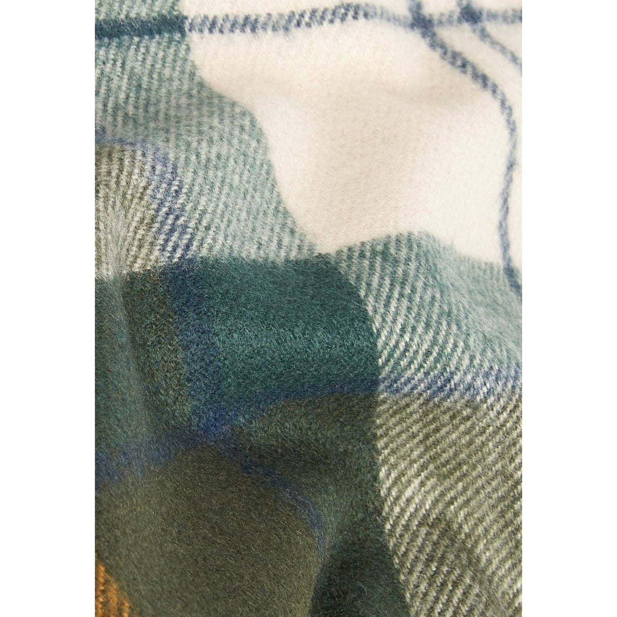 Barbour — Stanway Tartan stole for women — view 4 — White tartan