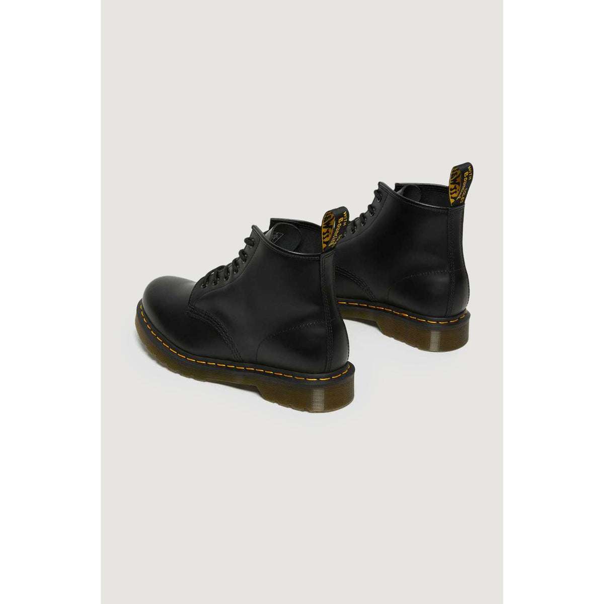 Dr. Martens — Bottes réf. 26230001 en cuir homme — vue 4