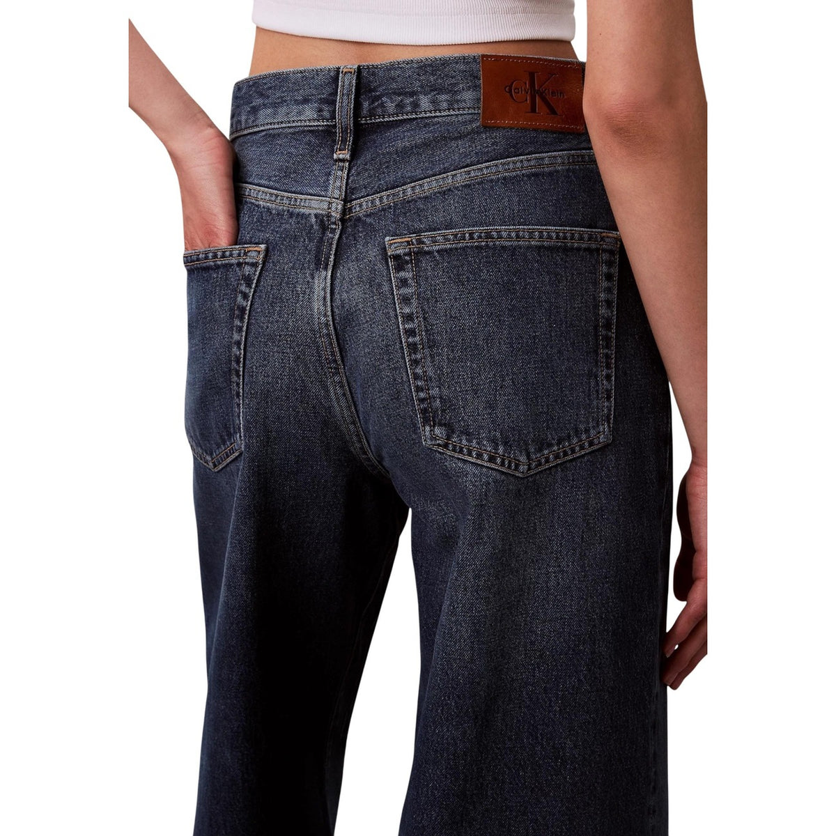 Calvin Klein Jeans — Damesjeans LV147B933G bordeaux van biologisch katoen — afbeelding 3