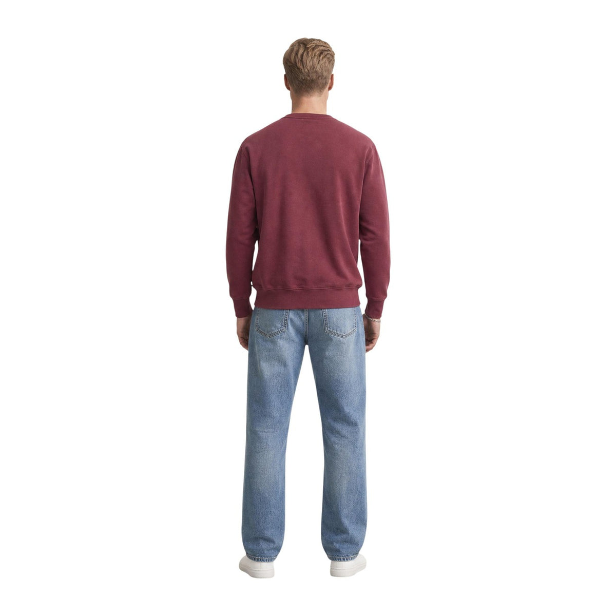 Levi’s — Men’s burgundy round-neck sweatshirt — view 5