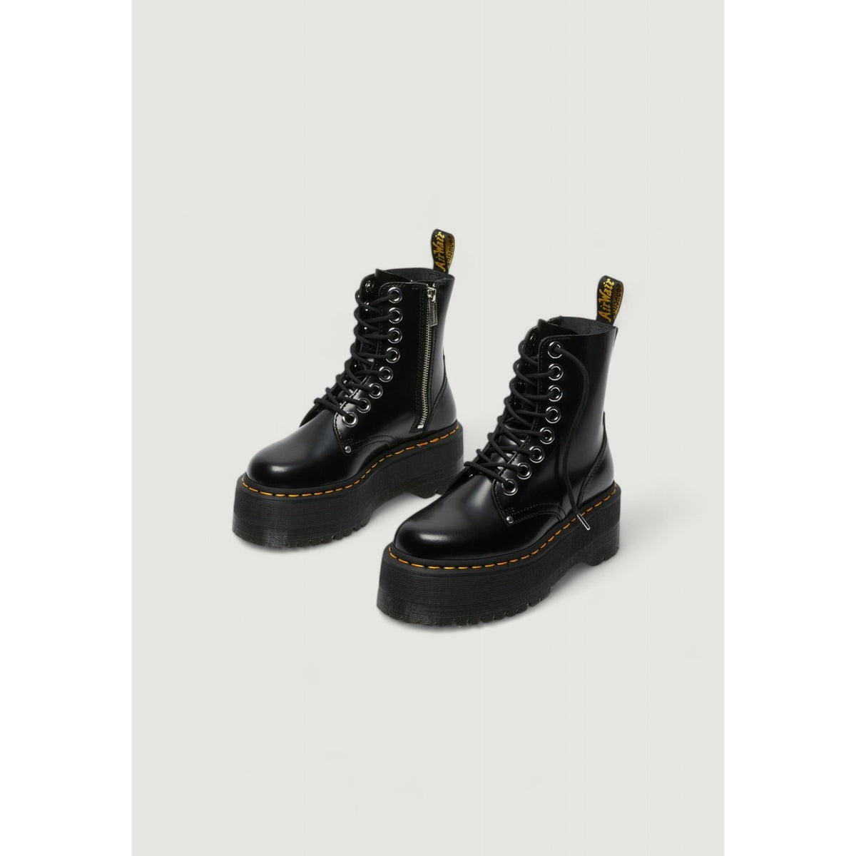 Dr. Martens — Bottes réf. 25566001 en cuir noir femme — vue 4