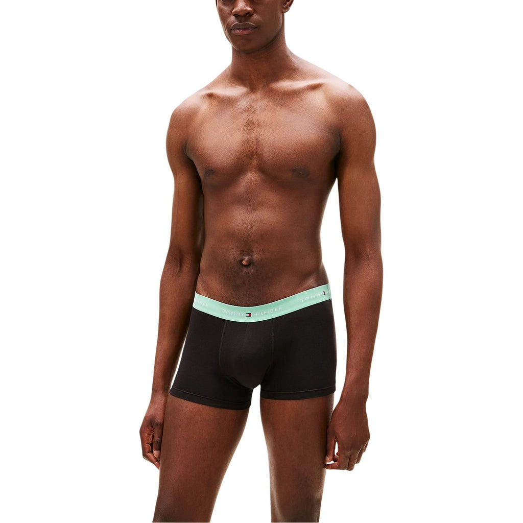 Tommy Hilfiger — Pack of 3 men's black WB boxers — view 4