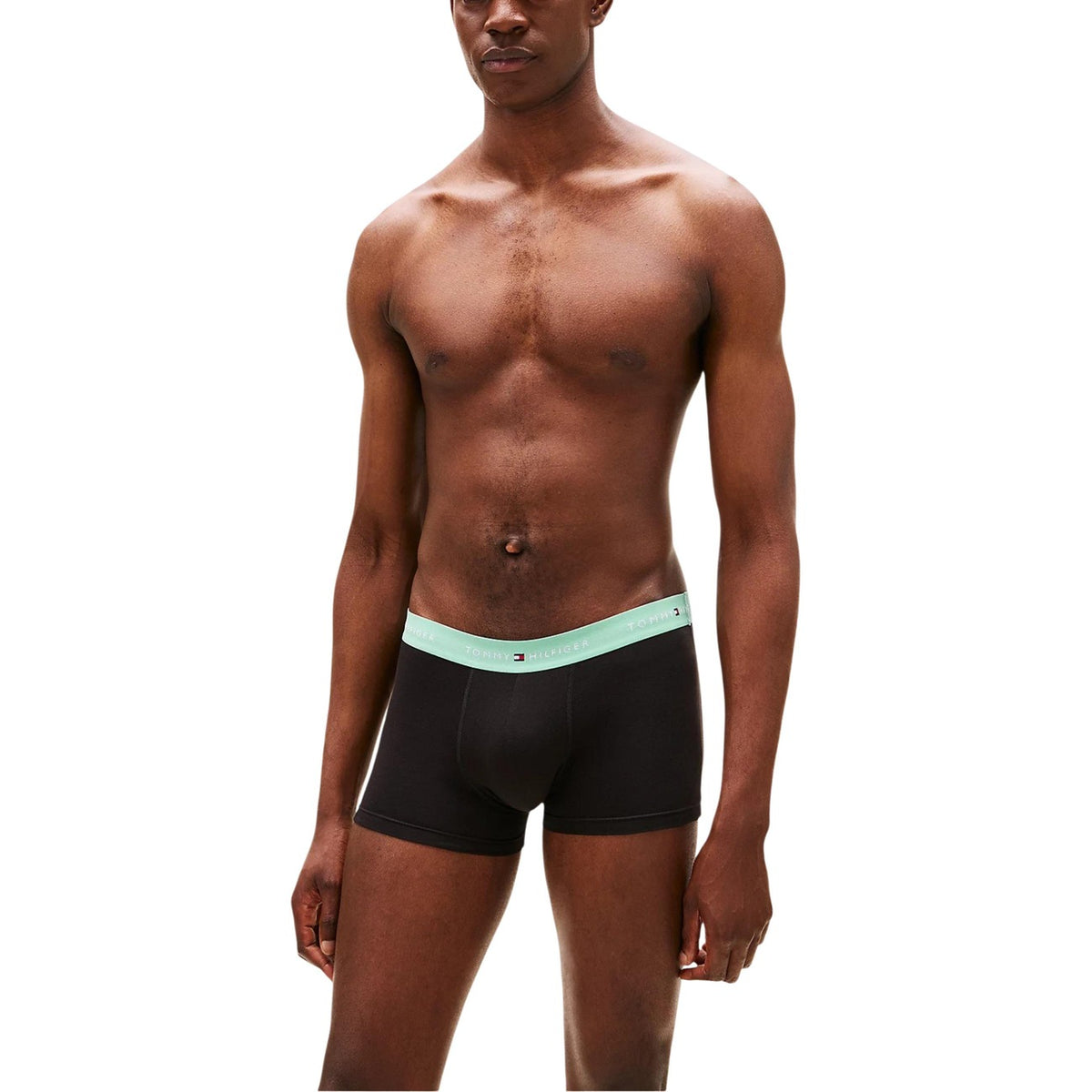 Tommy Hilfiger — Pack of 3 men's black WB boxers — view 4