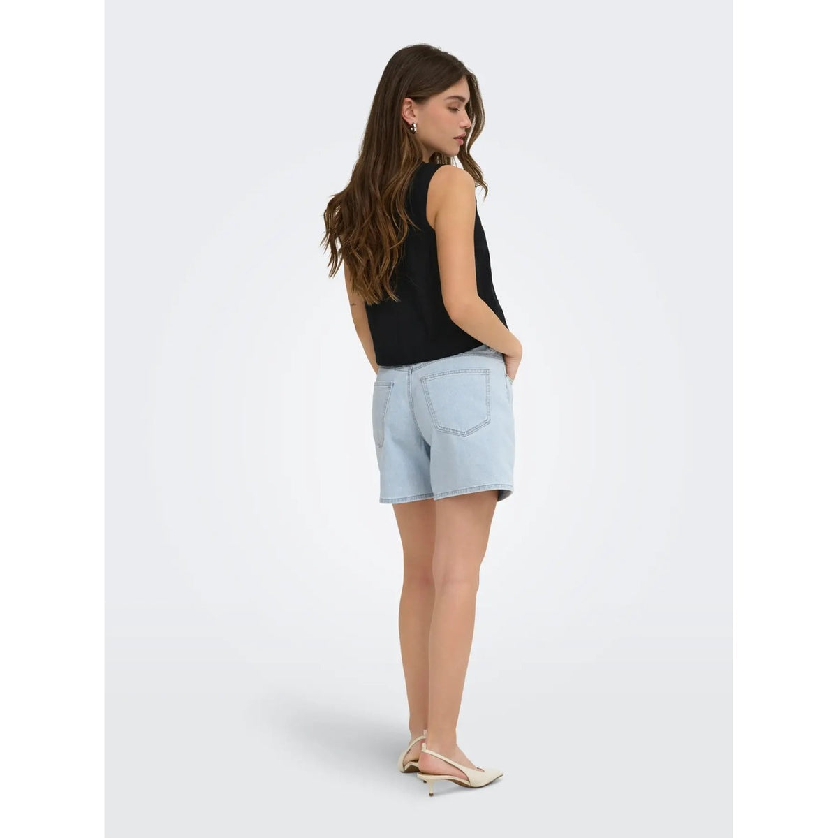 Only — Shorts ref. 15196224 light blue woman — view 2