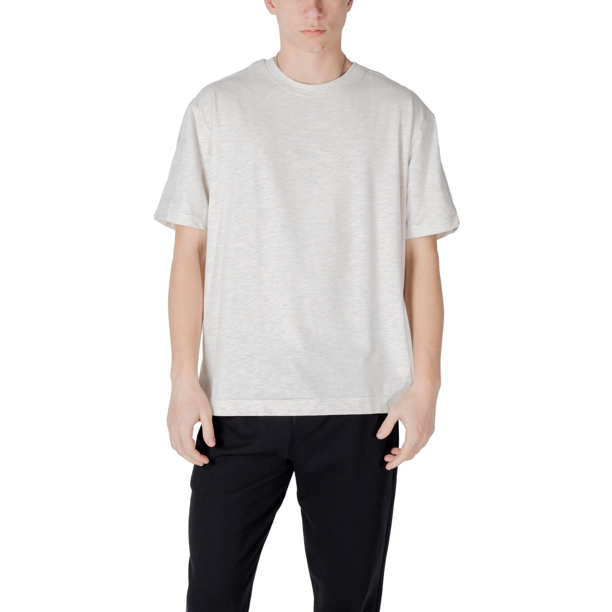 Calvin Klein Sport — Men’s gray t-shirt