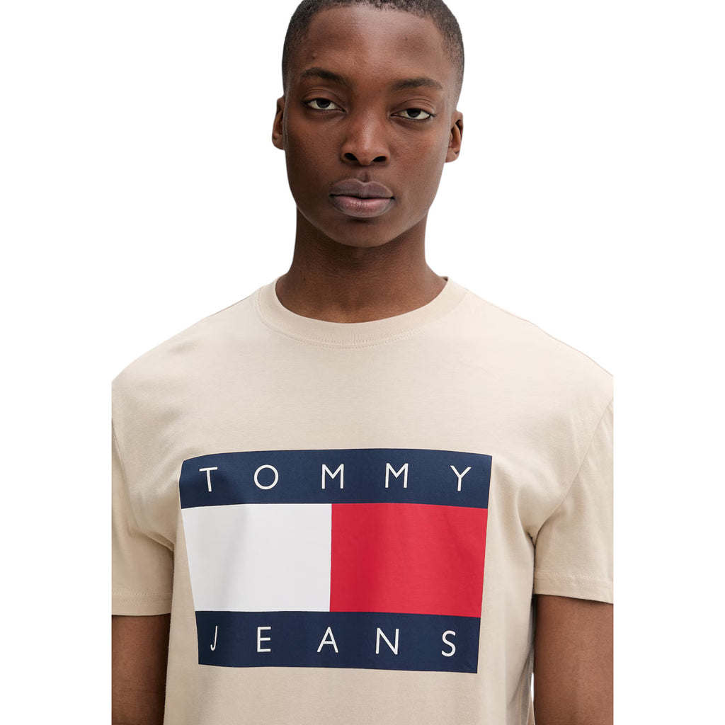 Tommy Jeans – Beiges T-Shirt mit Print aus Bio-Baumwolle für Herren — Ansicht 4