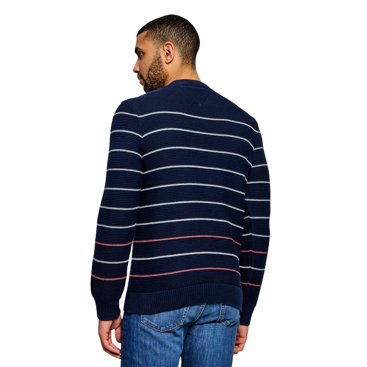 Tommy Jeans – Gestreifter Herrenpullover aus Bio-Baumwolle in Blau — Ansicht 2