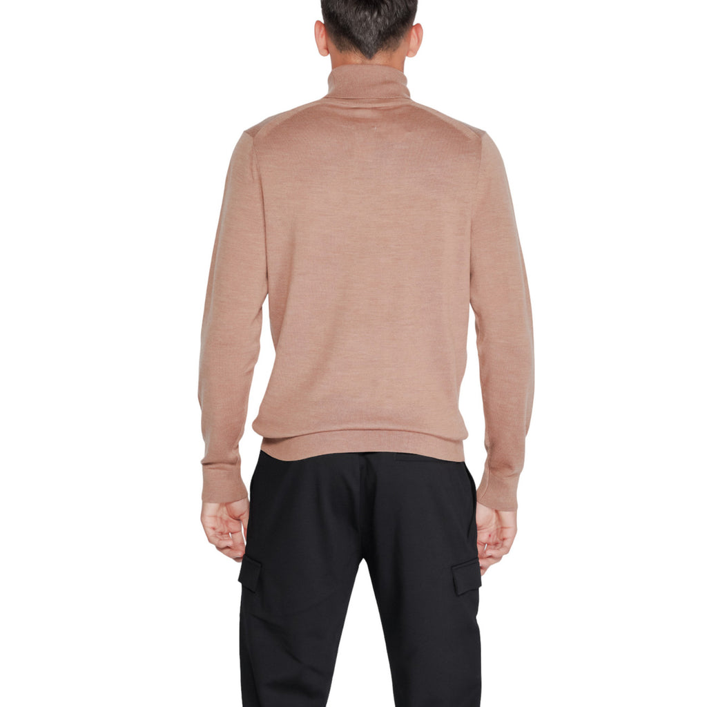Calvin Klein — Beiger Herrenpullover aus Wolle mit Stehkragen — Ansicht 4