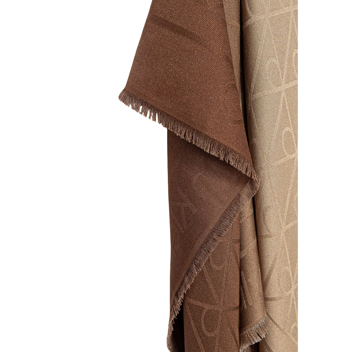 Calvin Klein — Echarpes beige réf. GRADIENT EMBLEM SQUARE SCARF 70X femme — vue 4