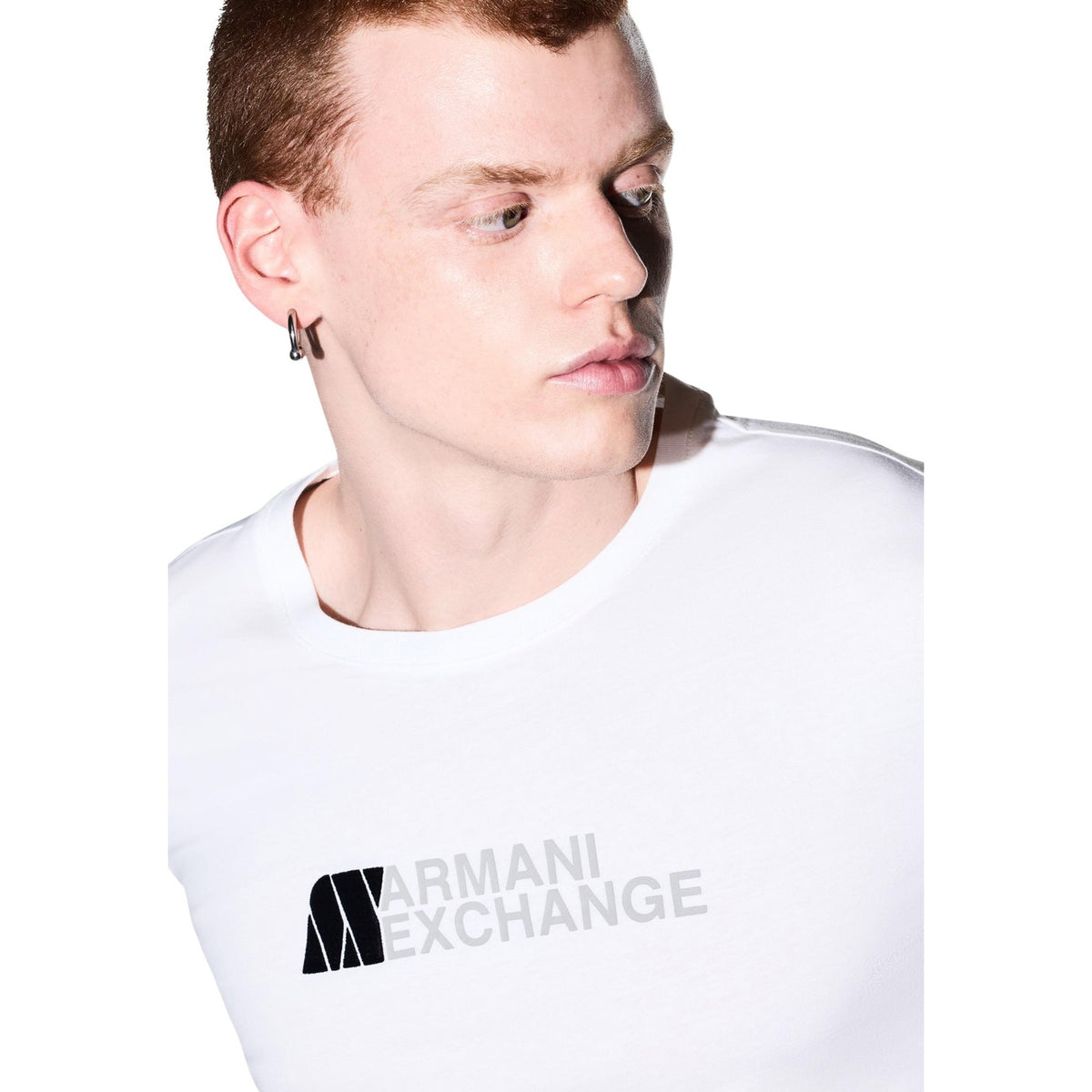 Armani Exchange — Weißes T-Shirt mit Aufdruck aus Baumwolle für Herren — Ansicht 5