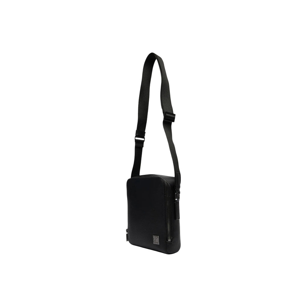Calvin Klein — Sac noir réf. LV04D3293G homme — vue 2