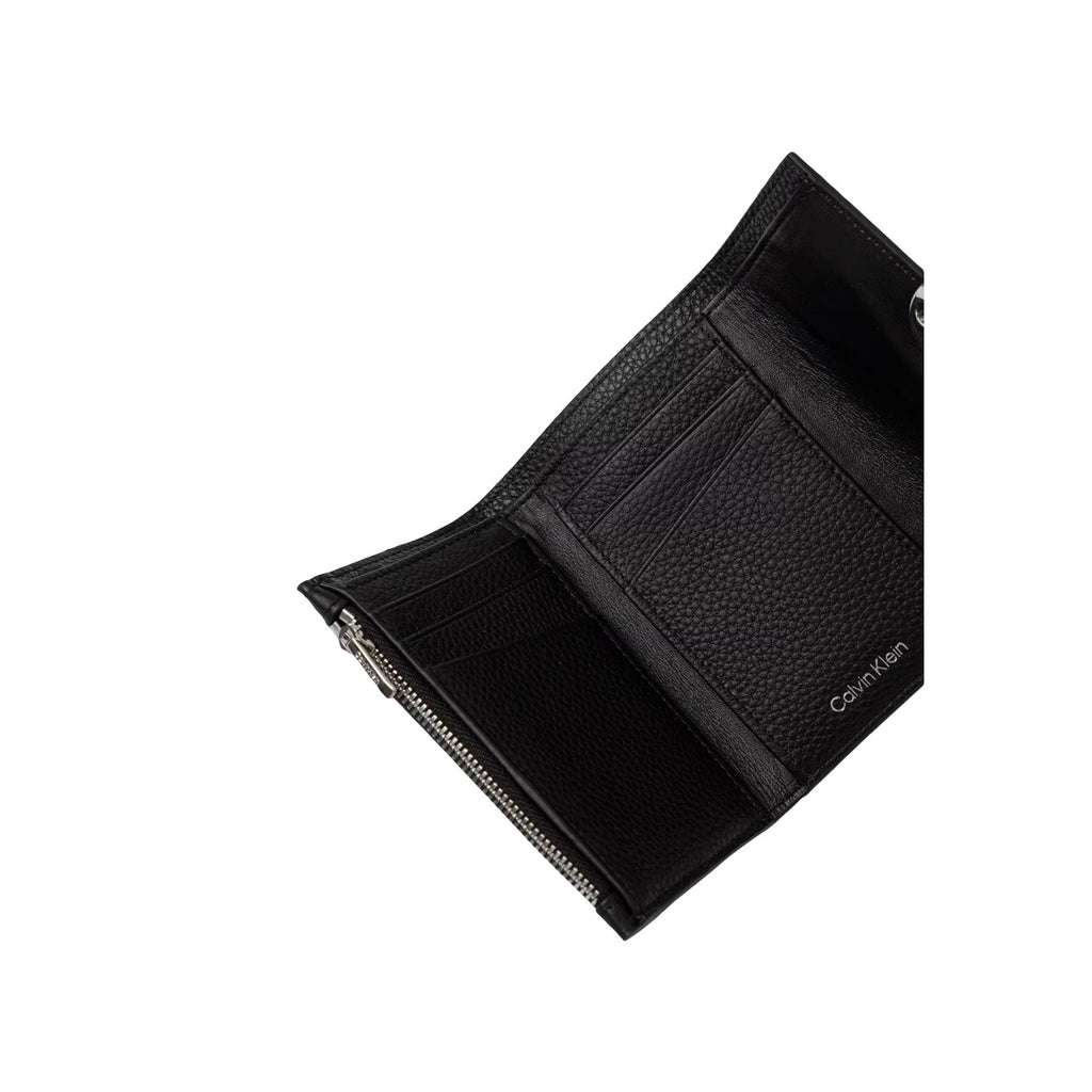 Calvin Klein — Geldbörse schwarz Art.-Nr. ROUND HW PEBBLE TRIFOLD für Damen — Ansicht 3