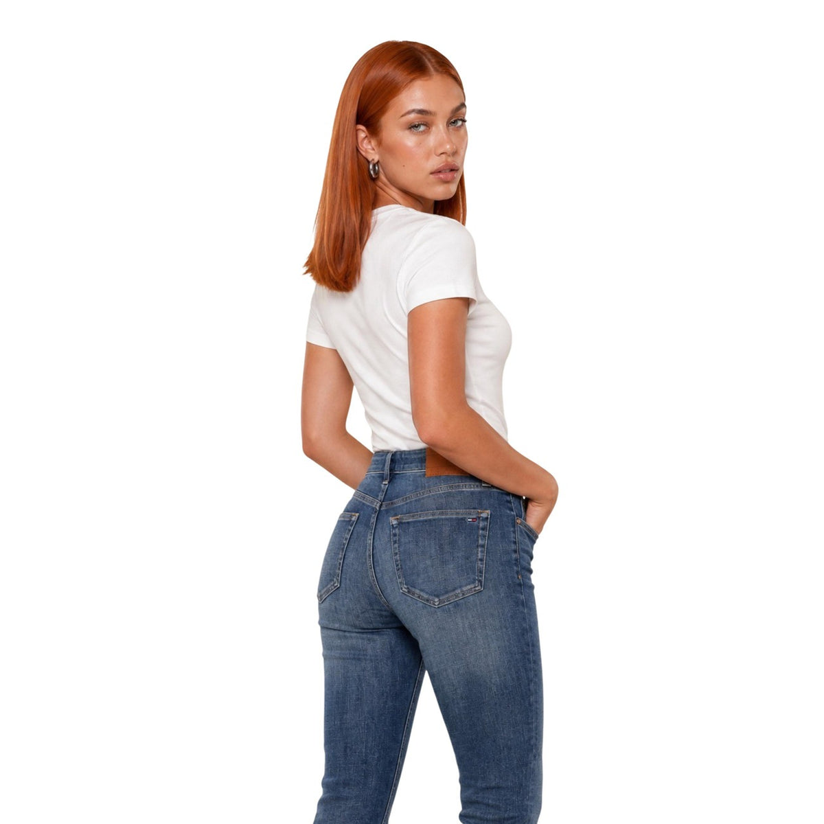 Calvin Klein Jeans — Damen-T-Shirt in Weiß mit Print und Rundhalsausschnitt — Ansicht 4