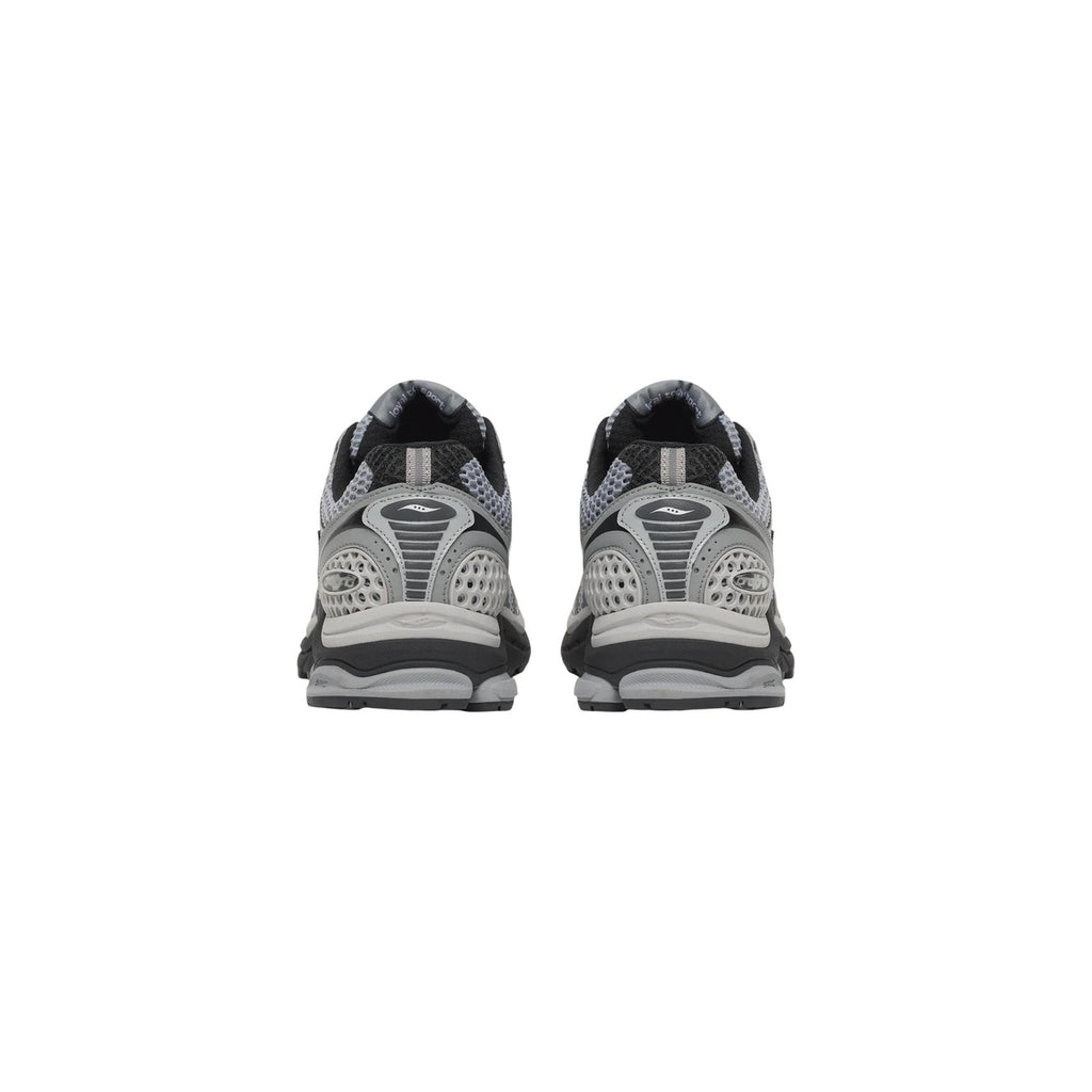 Saucony — PROGRID TRIUMPH 4 Sneaker für Herren — Ansicht 4
