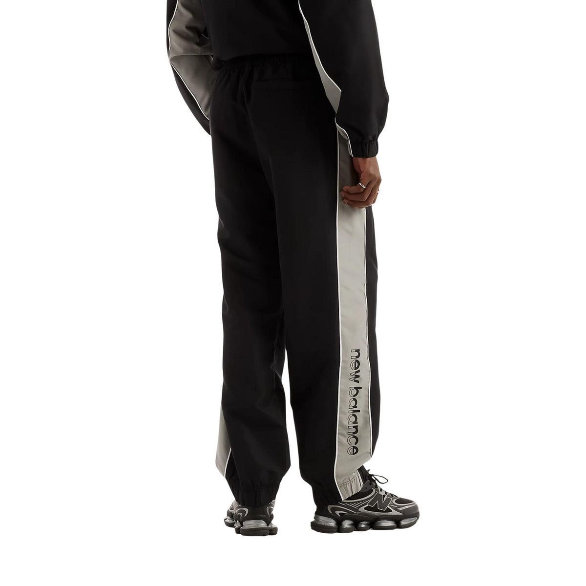 New Balance — Pantalon réf. MB62A8LTBK noir homme — vue 4
