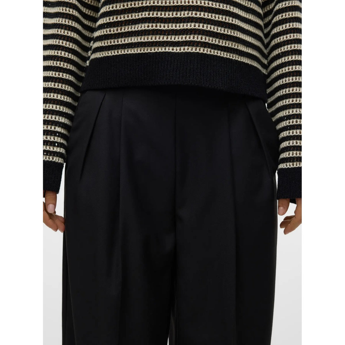Vero Moda — Zwarte damesbroek 10323772 — afbeelding 3