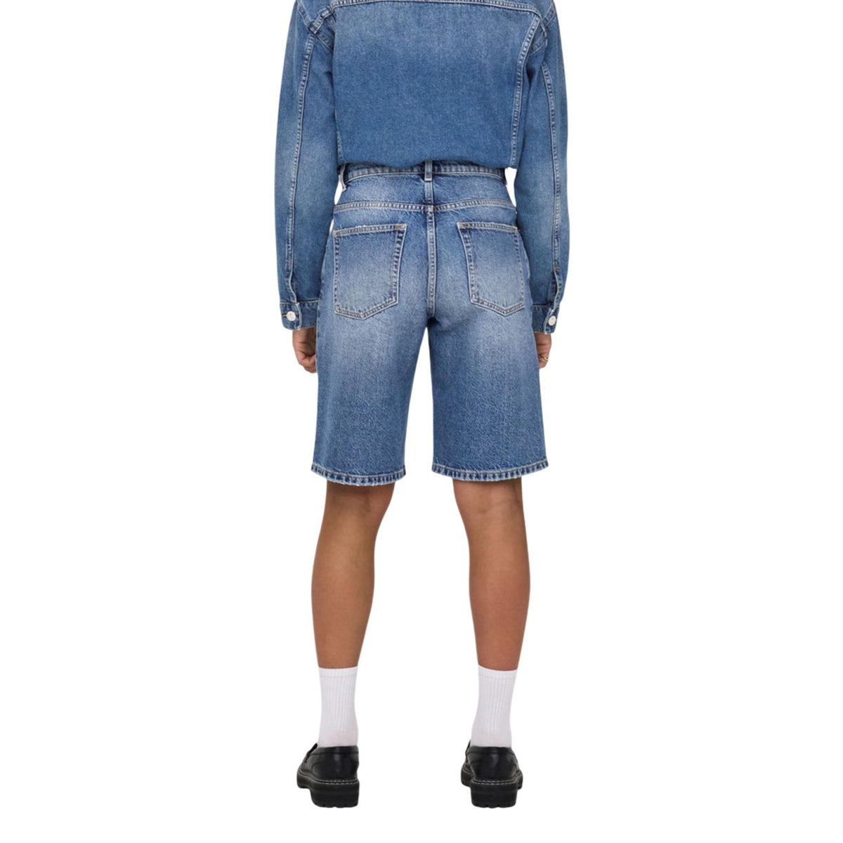 Only — Shorts Art.-Nr. 15340976 blau für Damen — Ansicht 2