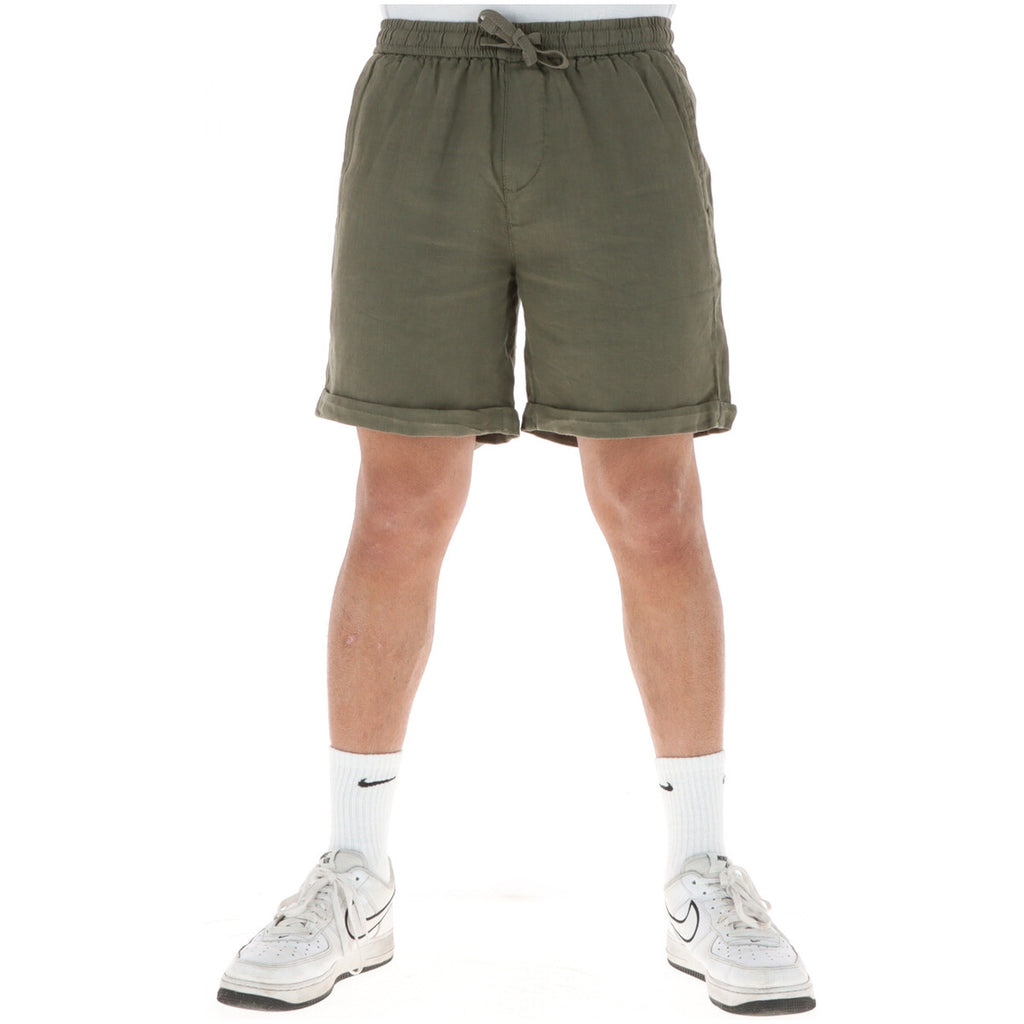 Lyle & Scott — Men’s linen Bermuda shorts