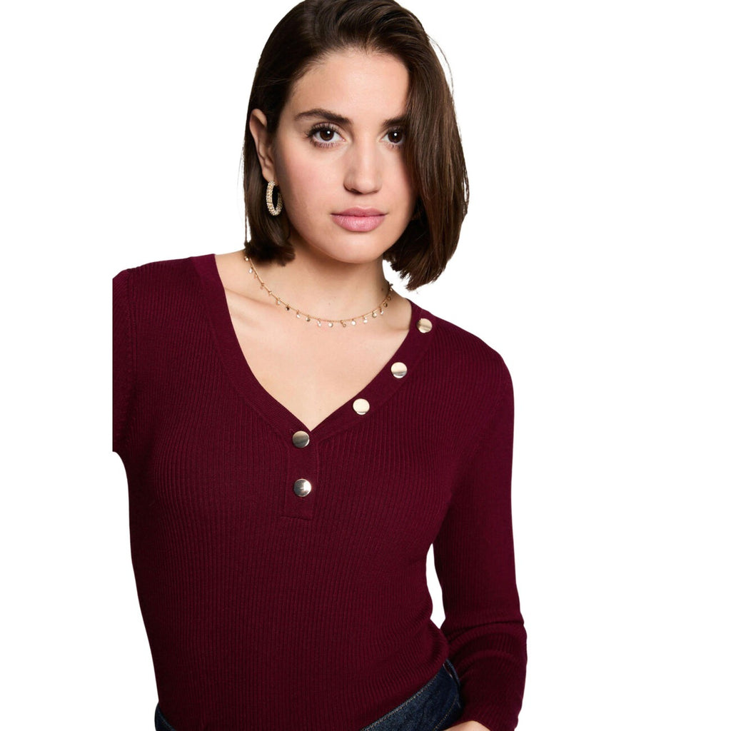 Morgan — Women’s burgundy V-neck sweater — view 2
