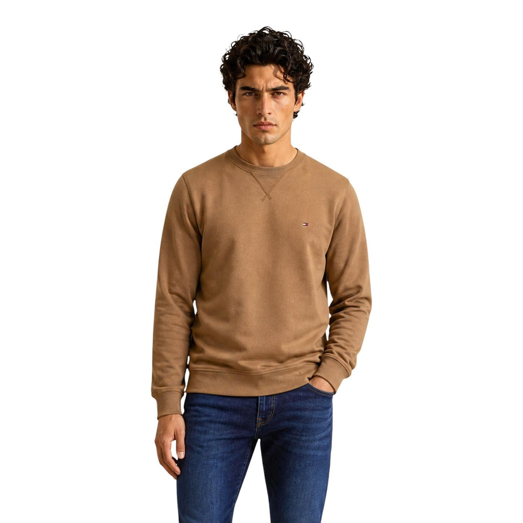 Tommy Hilfiger — Men's Essential Seasonal Fleece round neck sweatshirt