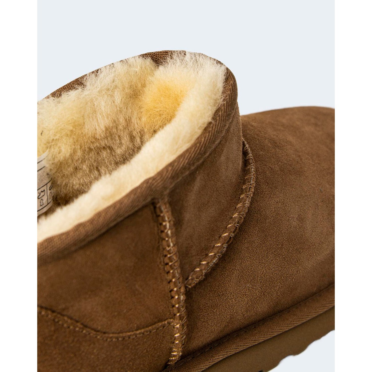 UGG — Bottes Classic Ultra Mini beige femme — vue 5