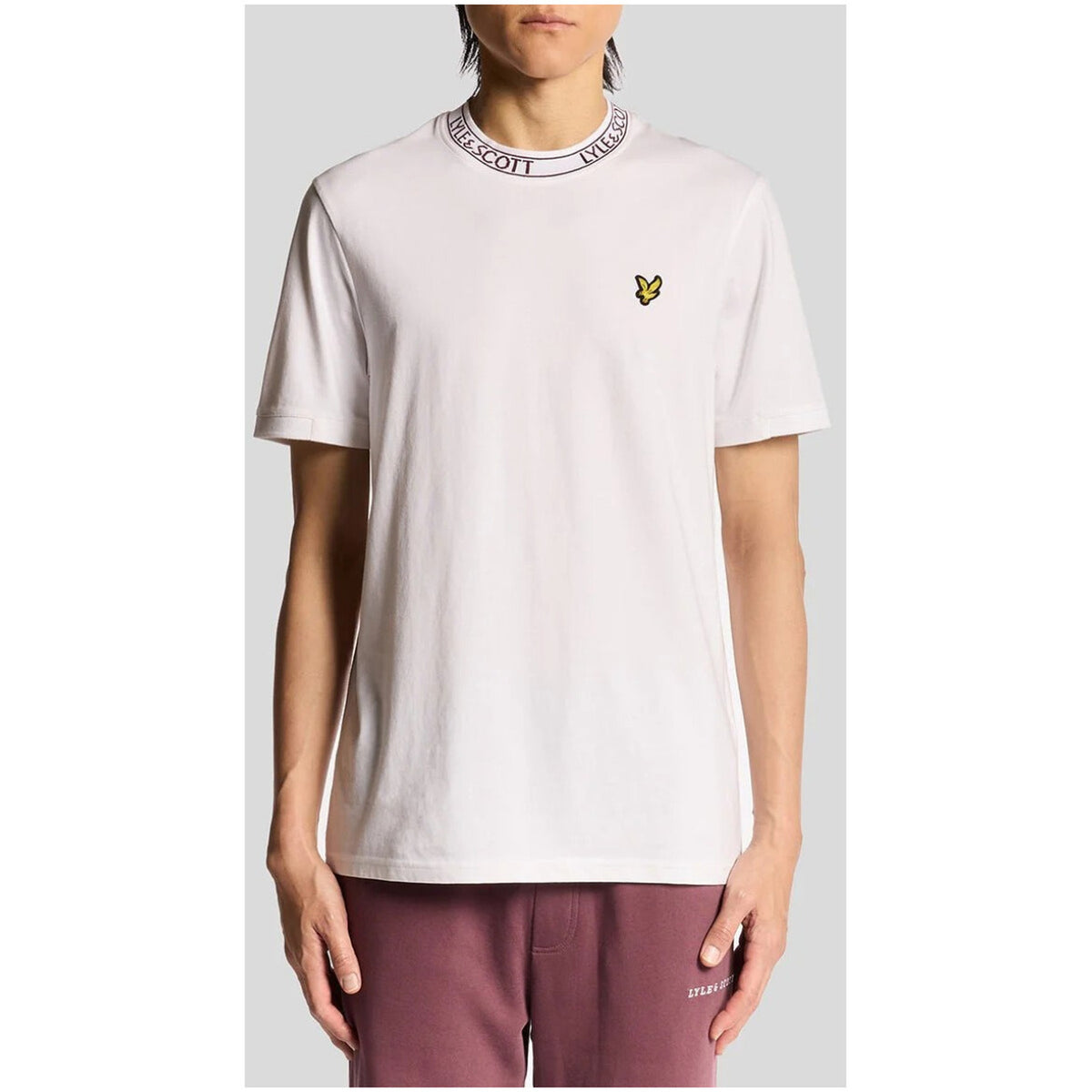 Lyle & Scott — Men’s white cotton t-shirt