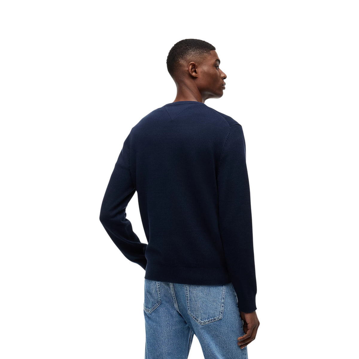 Tommy Jeans — Blauer Herren-Pullover mit klassischem Kragen aus Bio-Baumwolle — Ansicht 4