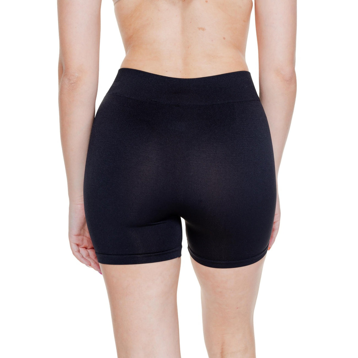 Vero Moda — Short 10285272 zwart dames — afbeelding 2