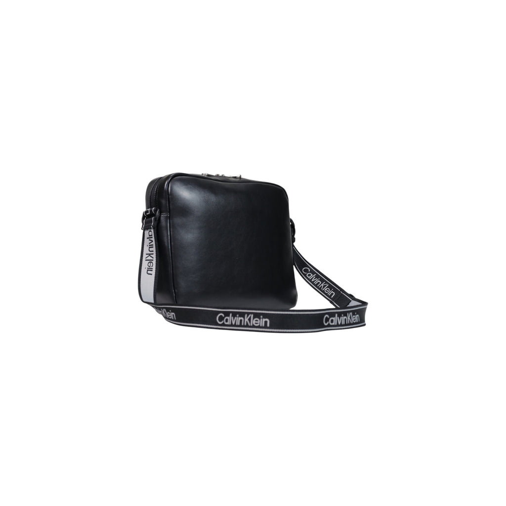 Calvin Klein — Black bag ref. BOLD LOGO WEBBING LAPTOP FLIGHT man — view 4
