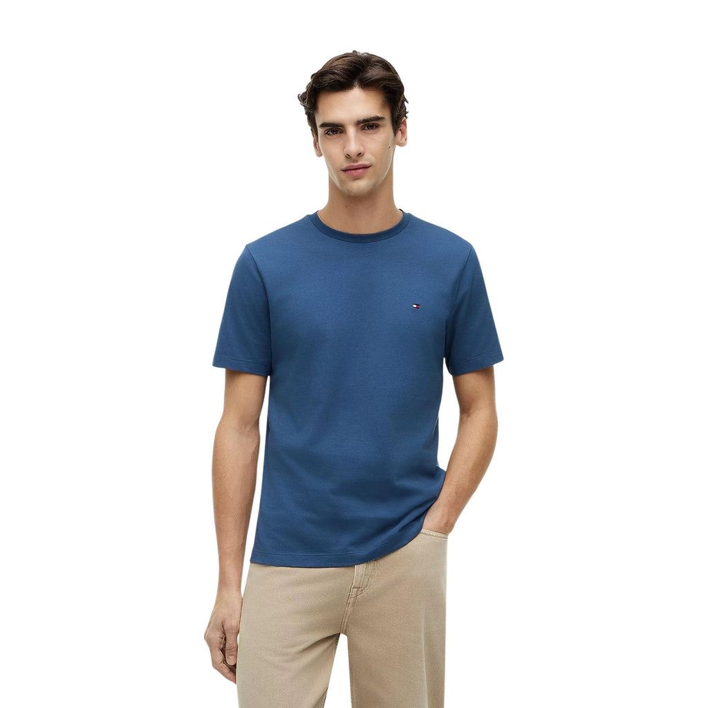 Tommy Hilfiger — Men’s light blue round-neck t-shirt