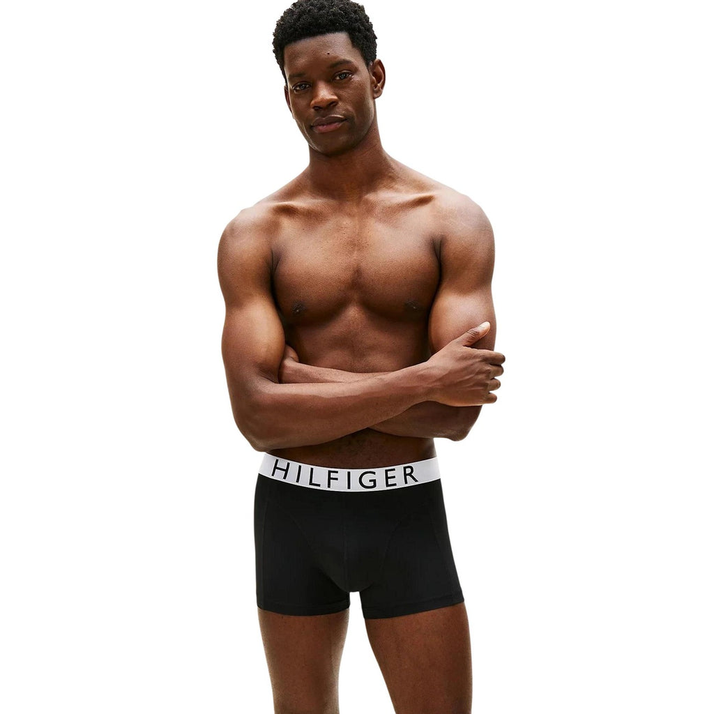 Tommy Hilfiger — Pack of 3 black Cooling Tech boxers for men — view 3