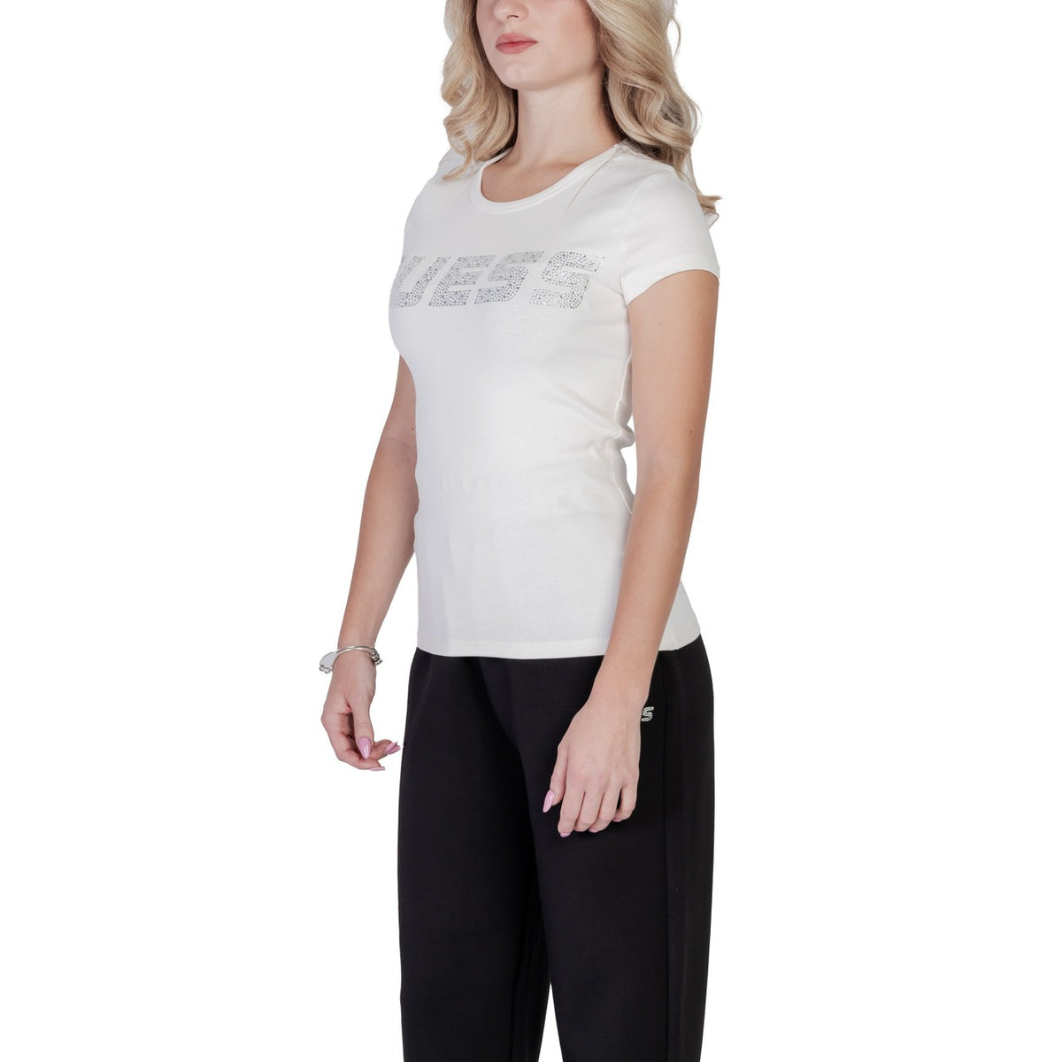 Guess — T-shirt V4bi16 Kciv1 dames — afbeelding 2