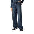 Levi’s — Blaue Low Loose Damenjeans im Used-Look