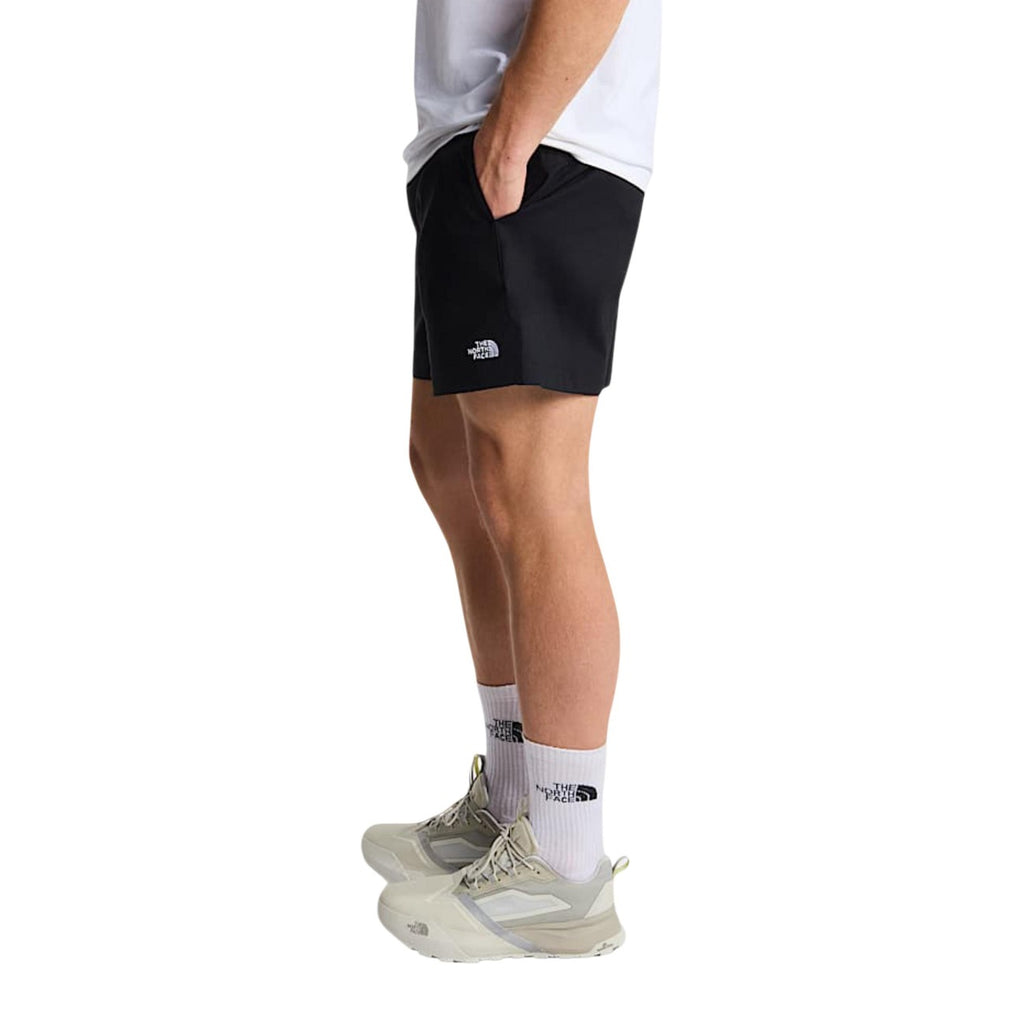 The North Face — Schwarze Class V Pathfinder Herrenshorts 13 cm — Ansicht 2