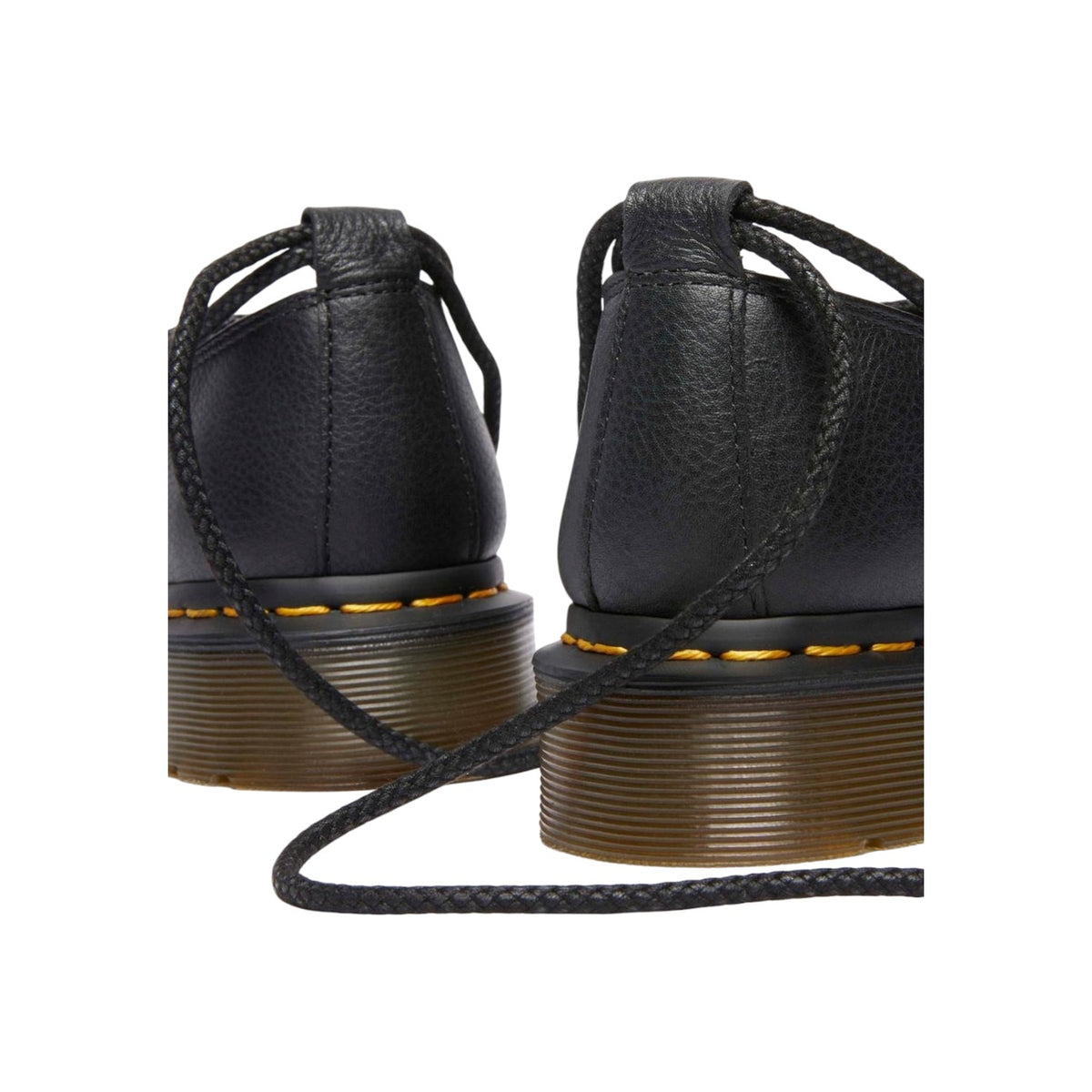 Dr. Martens — Chaussures basses réf. 40683001 en cuir noir femme — vue 5